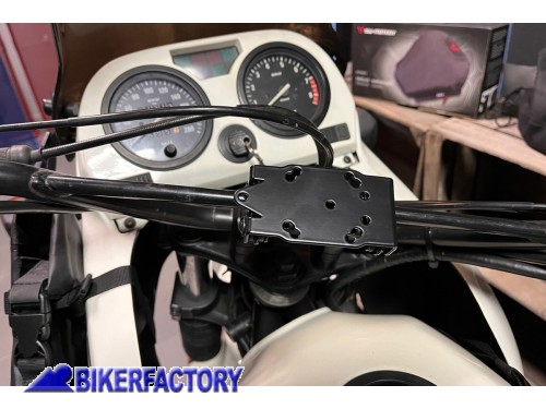 BikerFactory Supporto SW Motech porta GPS per traversino manubrio moto BMW R80 100 GS e Basic BKF 00 646 10500 B 1049818