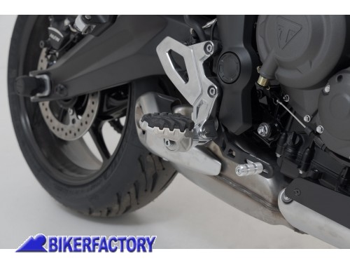 BikerFactory Kit pedane maggiorate regolabili EVO SW Motech per TRIUMPH Tiger 660 Sport e YAMAHA Tracer FRS 11 112 10500 1046904