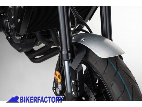 BikerFactory Kit parafango anteriore SW Motech colore argento per YAMAHA MT 09 Tracer e XSR 900 KFS 06 599 10000 S 1038112