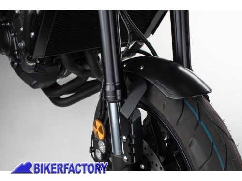 BikerFactory Kit parafango anteriore SW Motech colore nero per YAMAHA MT 09 Tracer e XSR 900 KFS 06 599 10000 B 1038111